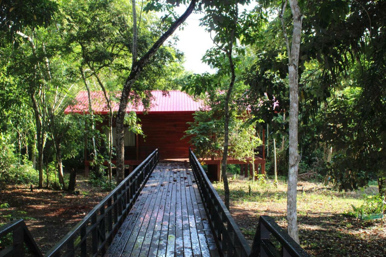 Villa Uni Rao Centro Ecologico Pucallpa Exterior foto